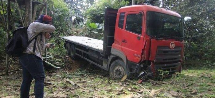 Kecelakaan Maut, Dua Orang Meninggal Dunia ditikungan Golf Tanah Merah